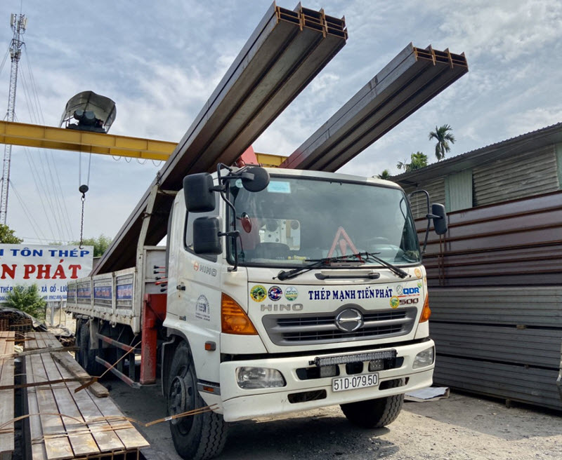 Cho Thuê Xe Cẩu 10 Tấn Giá Rẻ Tại Tphcm Và Các Tỉnh Miền Nam, Rẻ Nhất Từ Vận Tải Mạnh Tiến Phát ✔ An Toàn ✔ Nhanh ✔ Rẻ Hơn 10-20%