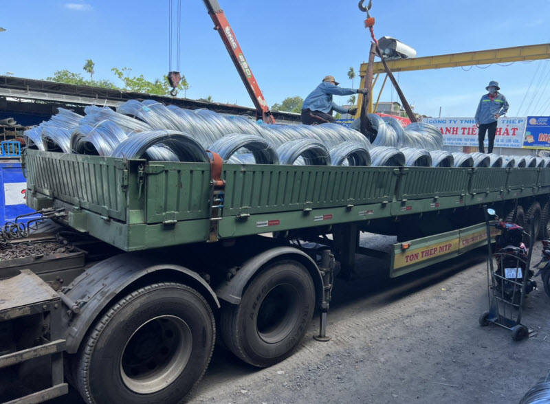 Lợi ích khi thuê xe cẩu 100 tấn tại vận tải Mạnh Tiến với giá rẻ nhất thị trường