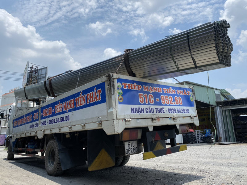 Dịch vụ cẩu tải thép hình