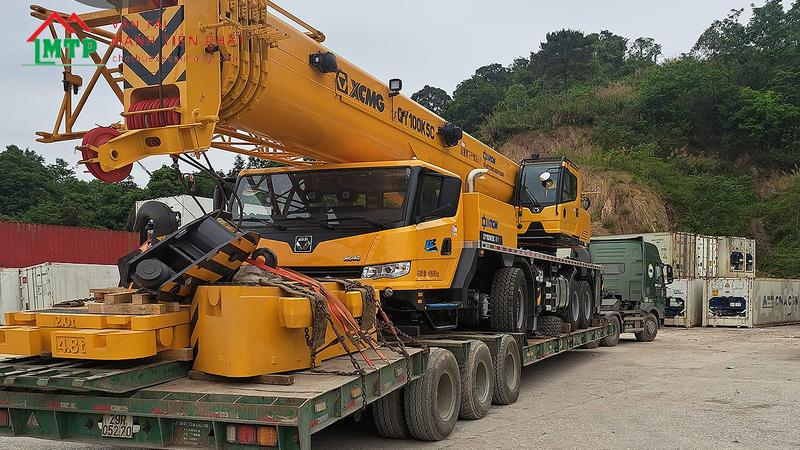 Phương tiện đầu kéo, rờ mooc chuyển hàng siêu trường siêu trọng