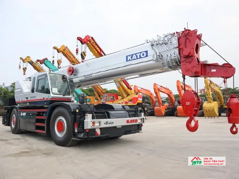 Vận Tải MTP cho thuê xe cẩu Kato tại Sóc Trăng đa dạng tải trọng