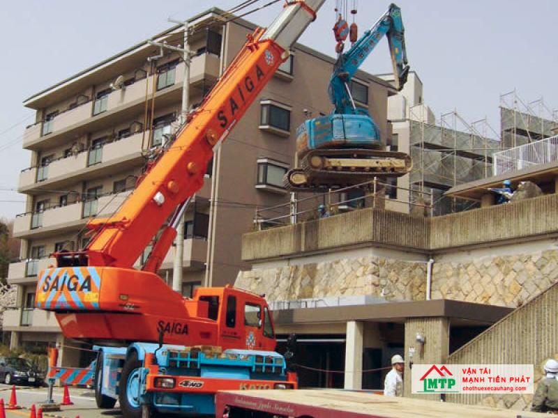 Các công trình lớn sử dụng xe cẩu Kato 80 tấn để đảm bảo tiến độ thi công, an toàn