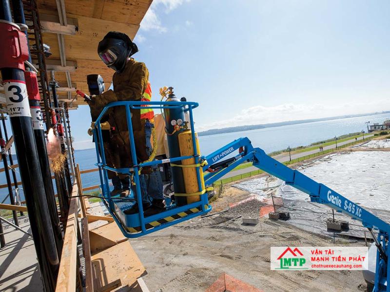Nhu cầu sử dụng xe nâng người tại Đắk Nông phổ biến tại các khu công nghiệp