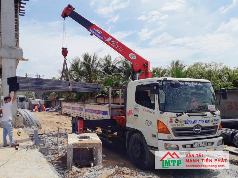 Xe cẩu có tải trọng càng lớn thì giá thuê càng cao