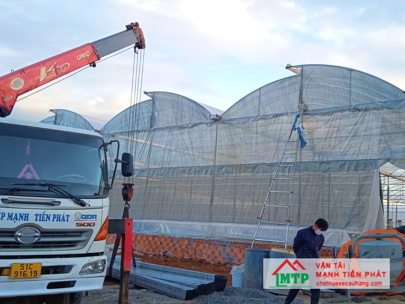 Ngoài tải trọng thì thời gian thuê xe cầu sẽ ảnh hưởng nhiều đến giá thuê khi thương lượng