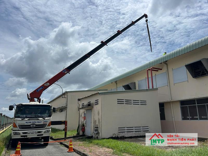 Thuê xe cẩu trọn gói đảm bảo an toàn và ít phát sinh thêm các chi phí khác