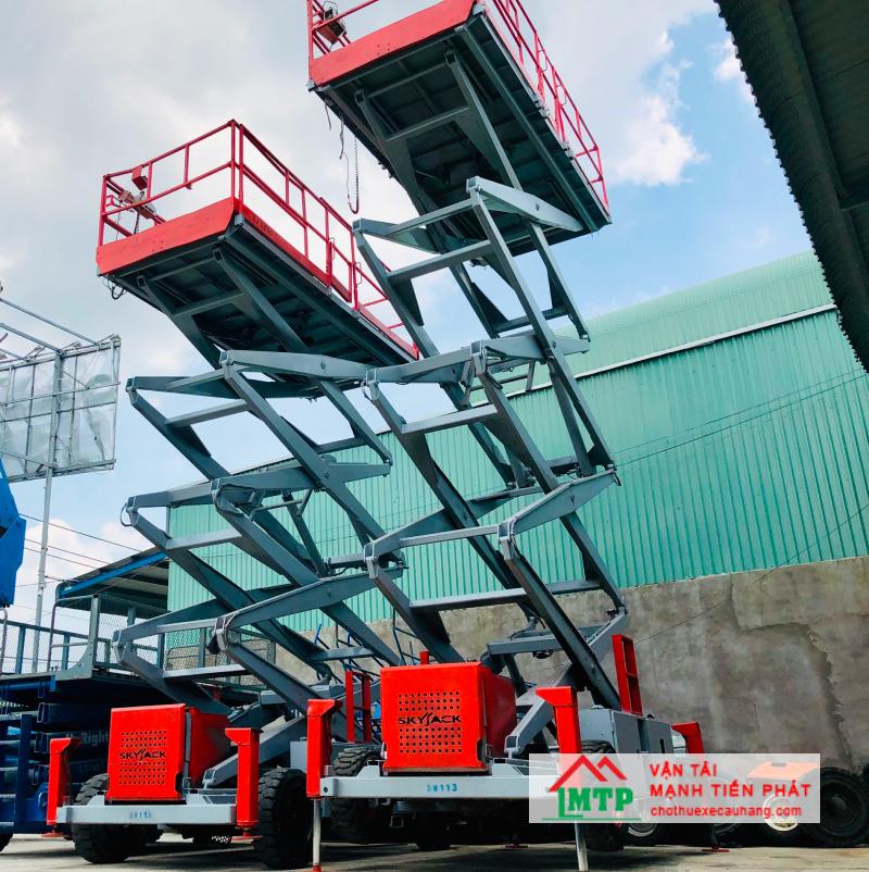 Xe nâng người cắt kéo cho thuê tại Bình Phước của Vận Tải MTP