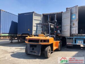 Cho Thuê Xe Nâng Đóng Rút Container Tại Bà Rịa - Vũng Tàu