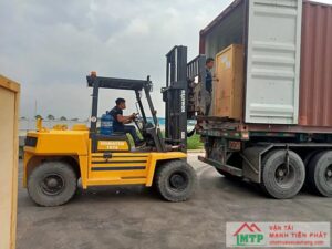 Cho Thuê Xe Nâng Đóng Rút Container Tại Quận Gò Vấp