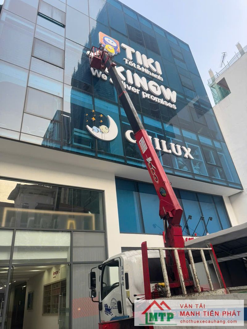 Dịch vụ cho thuê xe cẩu nâng người Quận 7 uy tín của Vận tải MTP