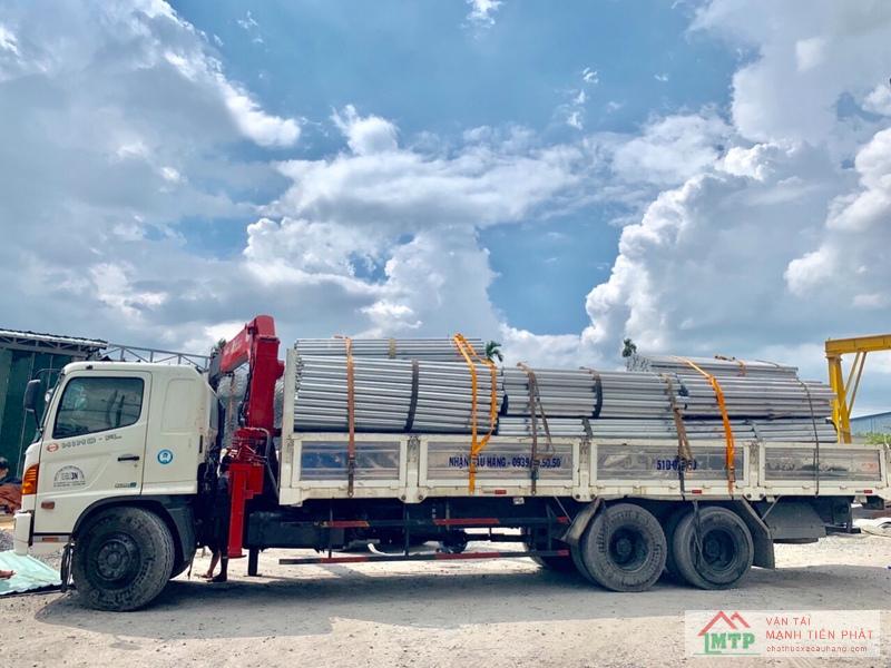 Các dòng xe cẩu thùng cho thuê tại Huyện Nhà Bè