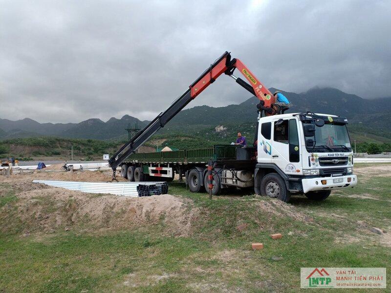 Vận tải MTP - Cung cấp dịch vụ cho thuê xe cẩu thùng uy tín Quận 10