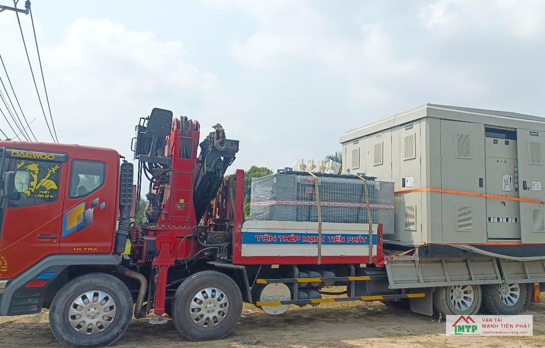 Vận chuyển tụ điện trạm biến áp bàn giao tận nơi tại Sông Cầu, Phú Yên