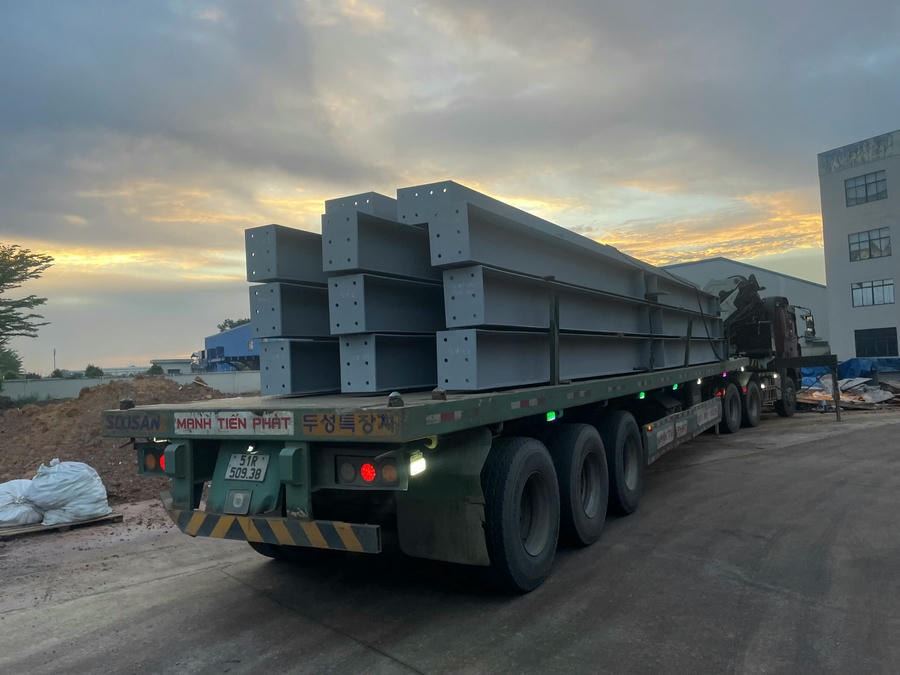 Vận tải MTP cẩu và vận tải dầm thép chữ I từ tphcm đi Tiền Giang