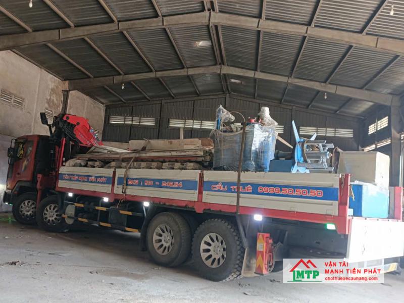 Cho thuê xe cẩu tại An Nhơn di dời, lắp đặt máy móc cho các nhà xưởng, nhà máy
