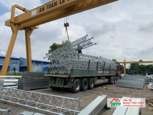 Cho thuê xe cẩu tại Tây Hòa đa dạng hình thức, giá tốt, linh hoạt theo nhu cầu khách hàng