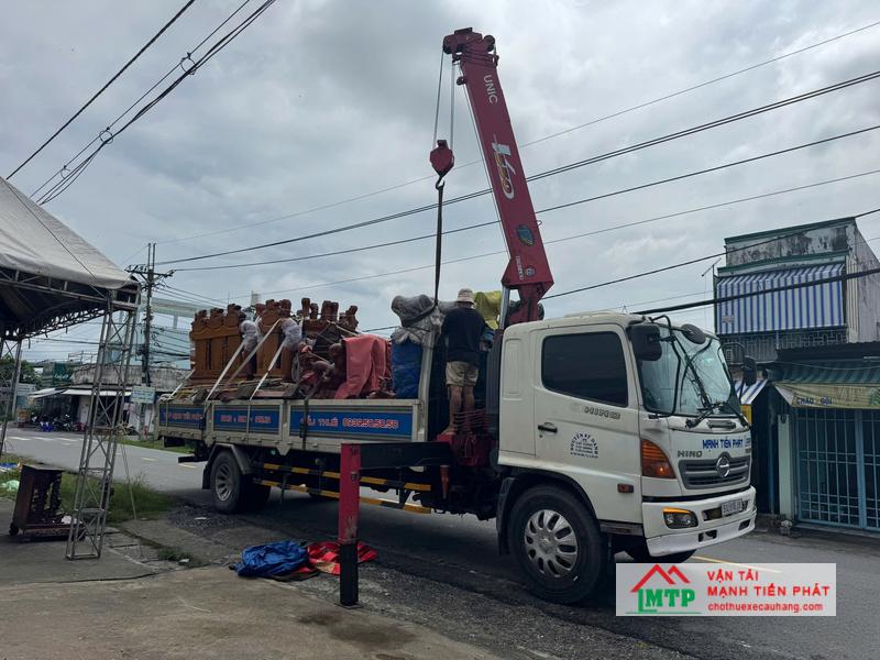 Vận Tải MTP cho thuê xe cẩu tại Tây Hòa theo nhiều hình thức như theo ca/ngày hoặc thuê có tài xế