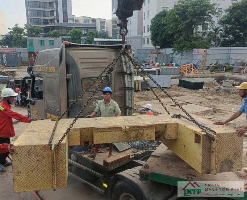 Cho thuê xe cẩu, cẩu thuê các công trình tại Ninh Hòa
