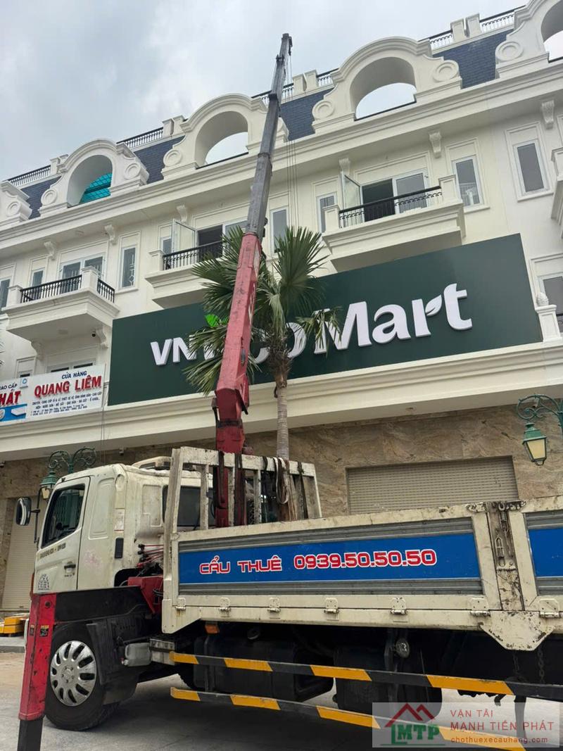 Các loại billboard, kết cấu quảng cáo thường gặp khi thuê xe cẩu