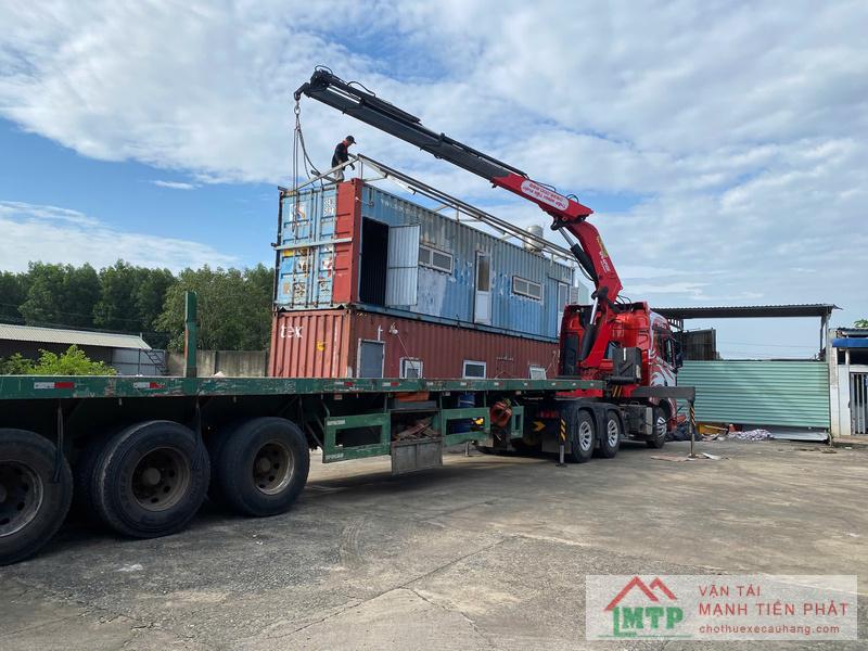 Vận Tải MTP triển khai cho thuê xe cẩu, cẩu thuê nhiều hạng mục tại KCN Đức Hòa