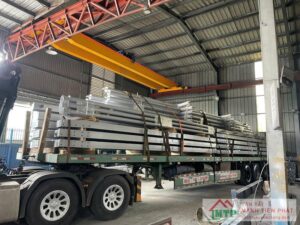Dịch vụ cho thuê xe cẩu nhà xưởng, di dời máy móc Đức Hòa, Đức Huệ
