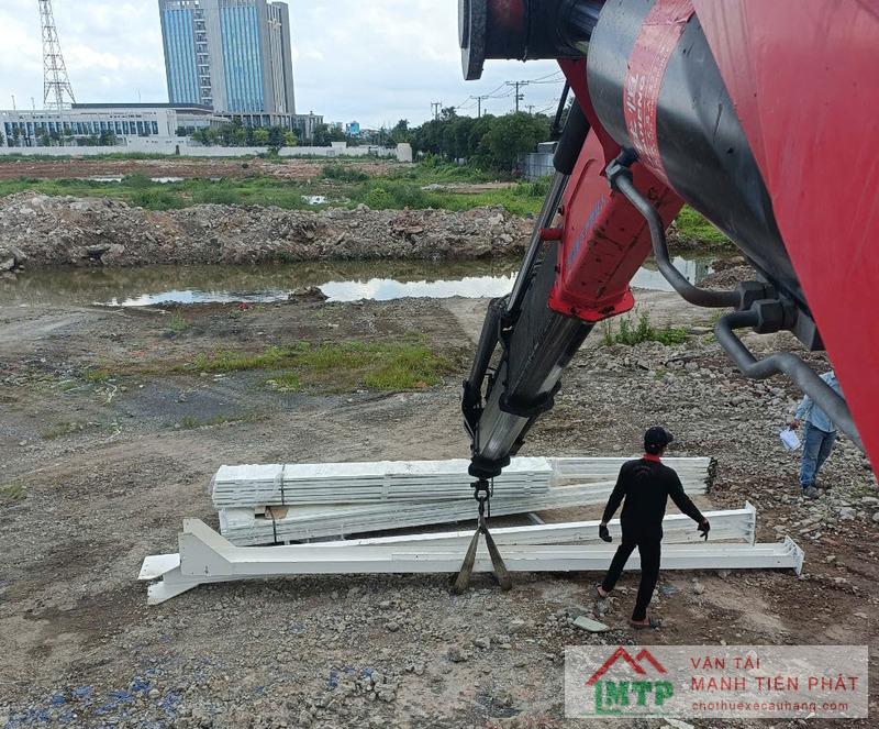 Các yếu tố tác động tới giá thuê xe cẩu tại Đức Huệ