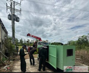 Báo giá cho thuê xe cẩu thiết bị viễn thông rooftop