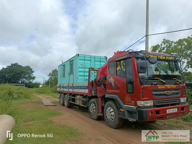 Vận Tải MTP nhận điều xe cẩu đến các công trình ở vùng ven và tuyến xa giá tốt