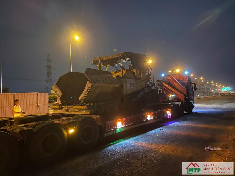 MTP cung cấp dịch vụ cho thuê xe cẩu chở máy bơm, thiết bị thủy lực uy tín